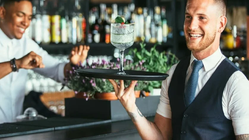 £52,000 Bar Manager Jobs in the UK with Full Visa Sponsorship